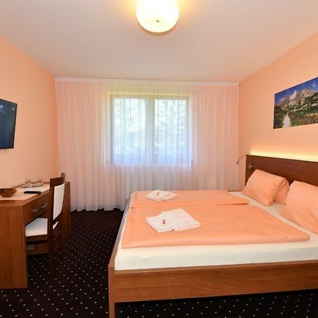 Penzion Gabriela, Tatranska Strba, Pri Zubacke Экстерьер фото